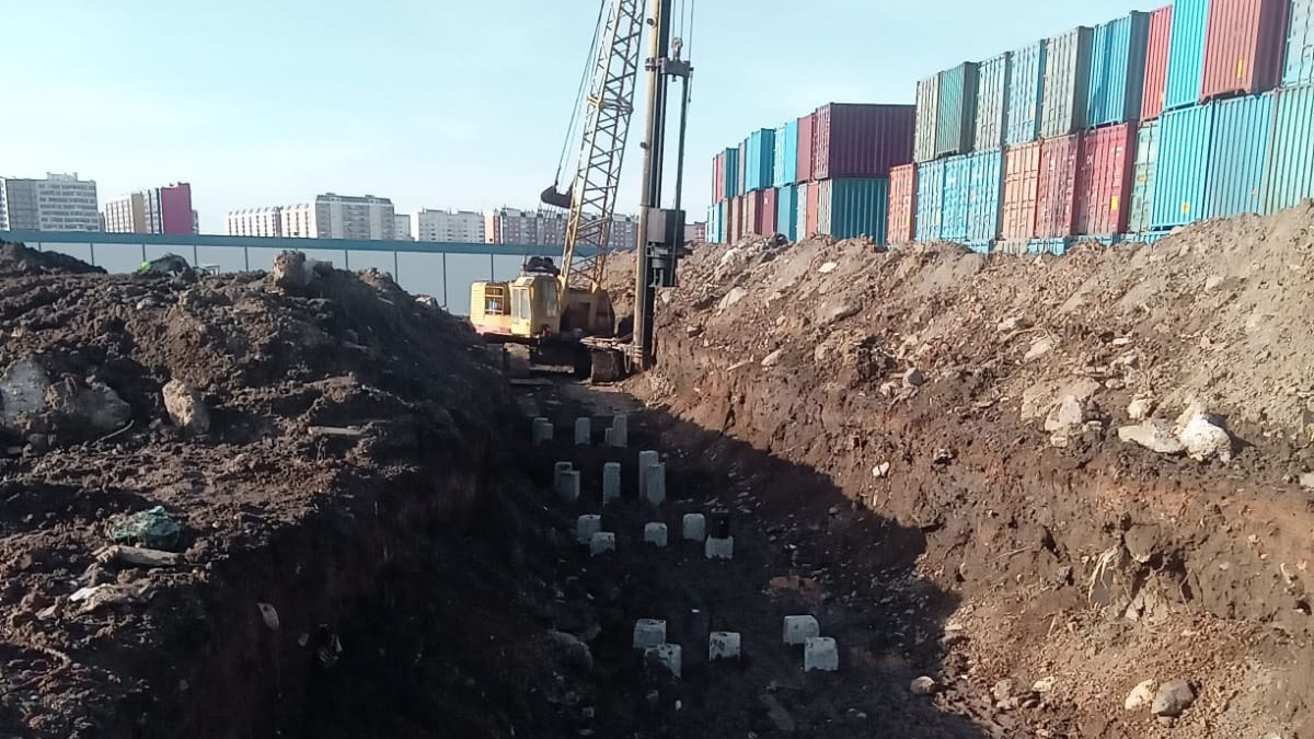 Чем забивные железобетонные сваи лучше винтовых?